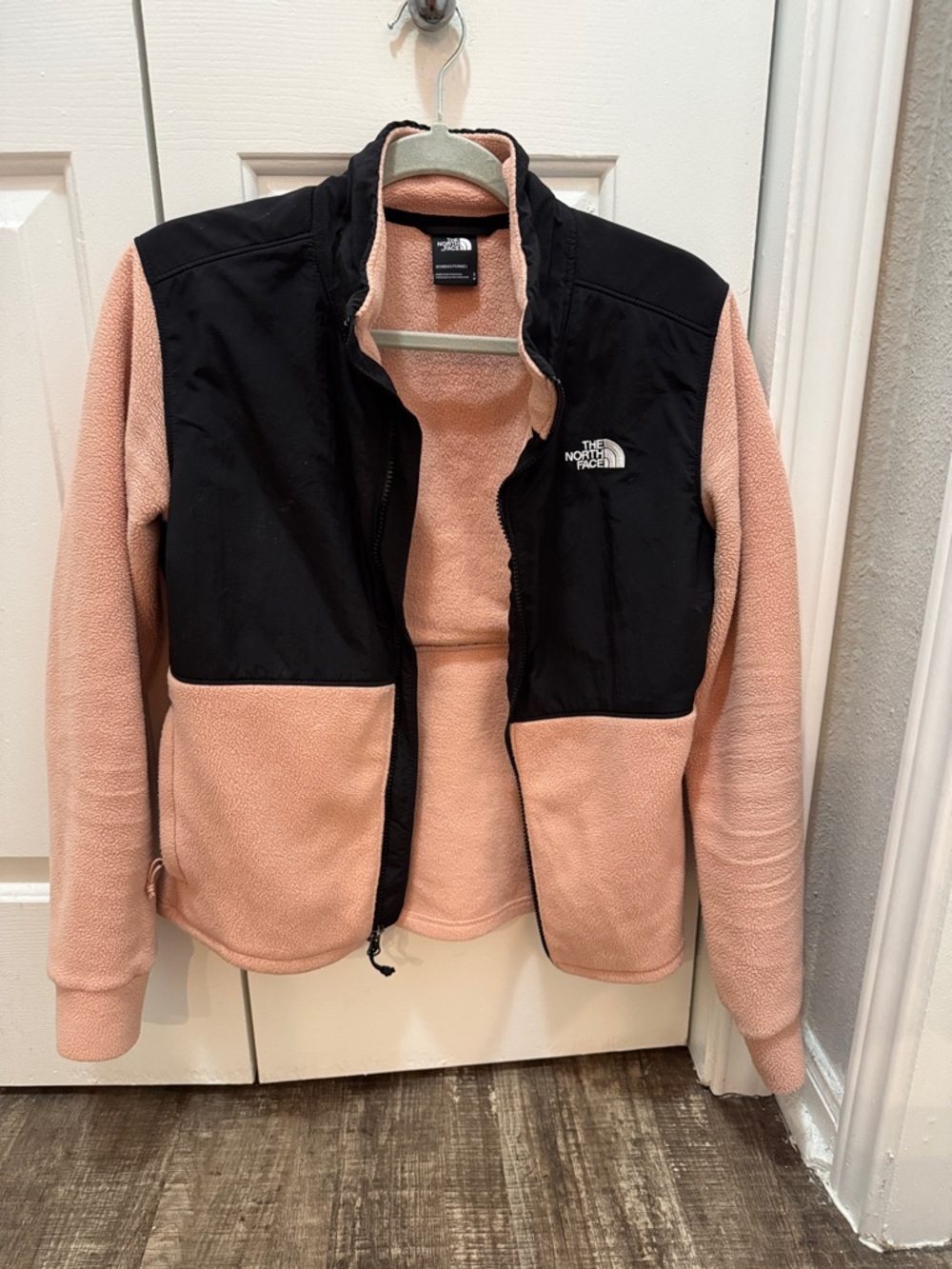 The North Face Pink and Black Women’s Denali Fleece Jacket with Logo-Size Small